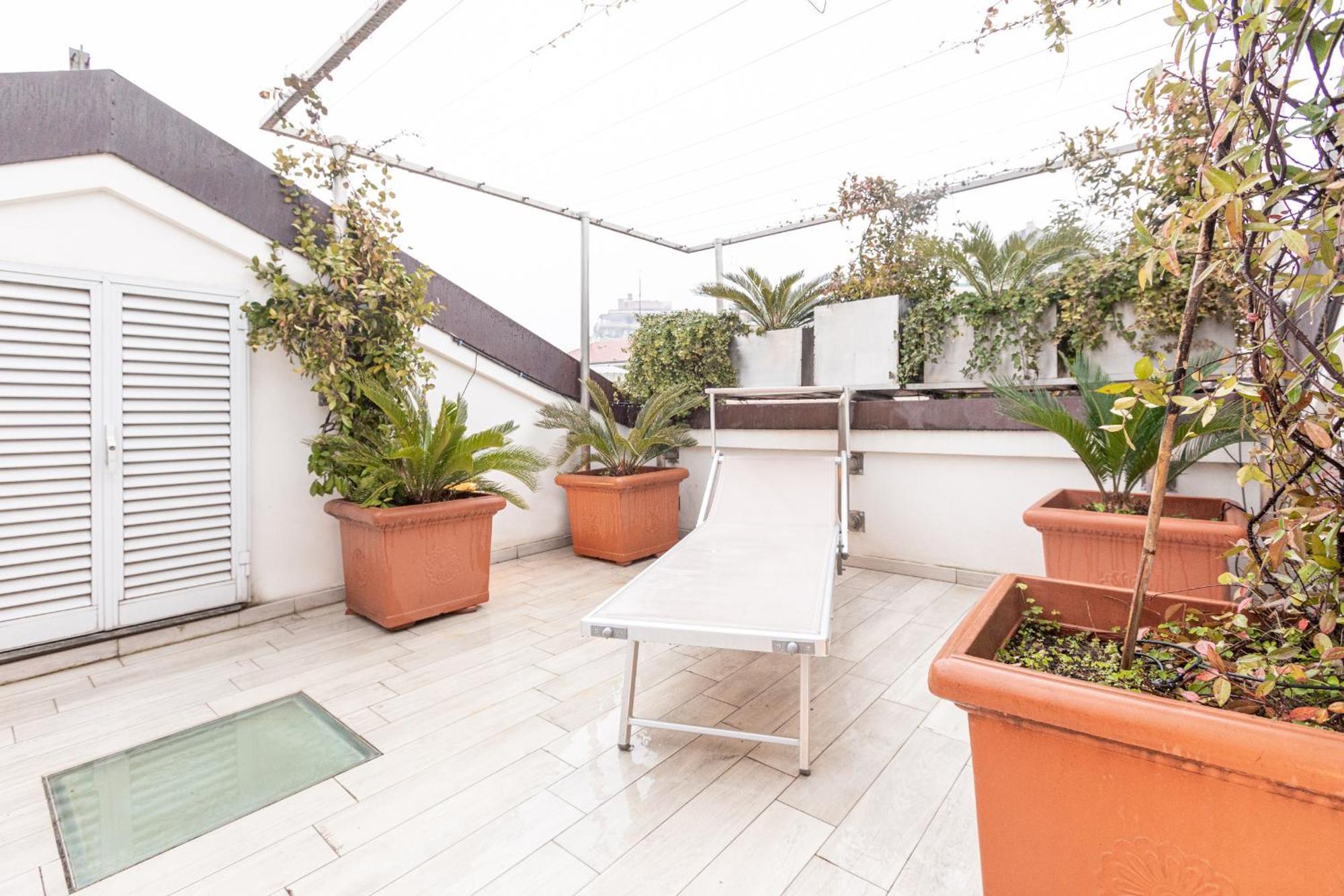 Monte Napoleone Split-Level Terrace Apartment - Top Collection Milano Eksteriør bilde
